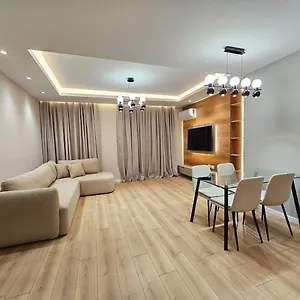 Miku Apartment-modern 2bedroom In Prime Location Appartamento Tirana